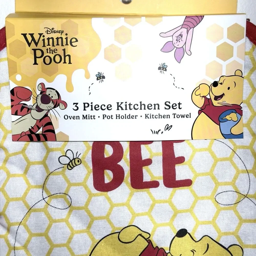Disney Winnie the Pooh 3 Pc Kitchen Set Dish Towel, Pot Holder, Oven Mitt NWT